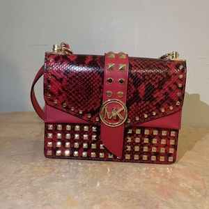 Michael Kors purse